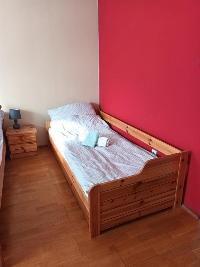 Puska Apartman Apartment Kaposvar Bagian luar foto