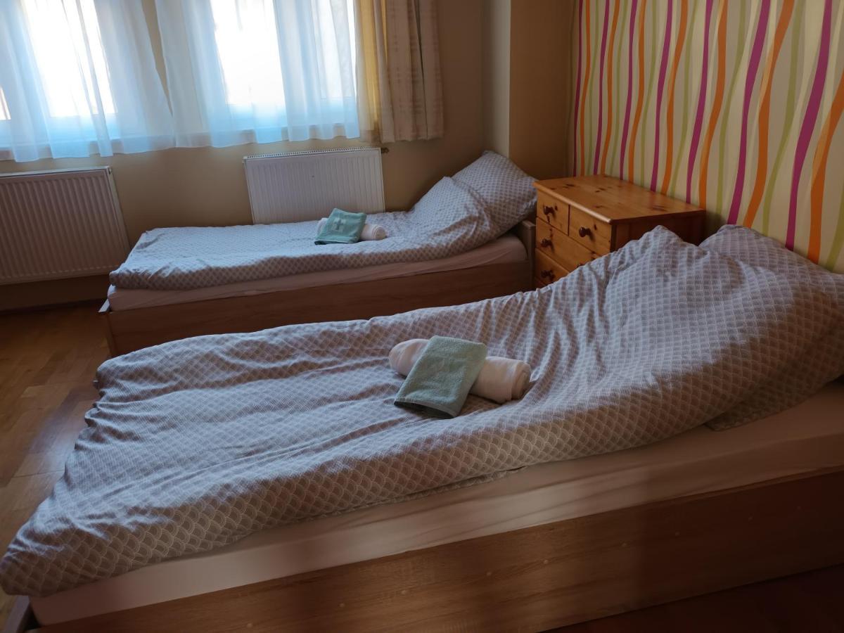 Puska Apartman Apartment Kaposvar Bagian luar foto